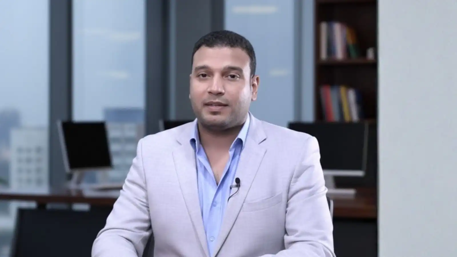 مهارات العرض والتقديم واجتياز المقابلات الشخصية